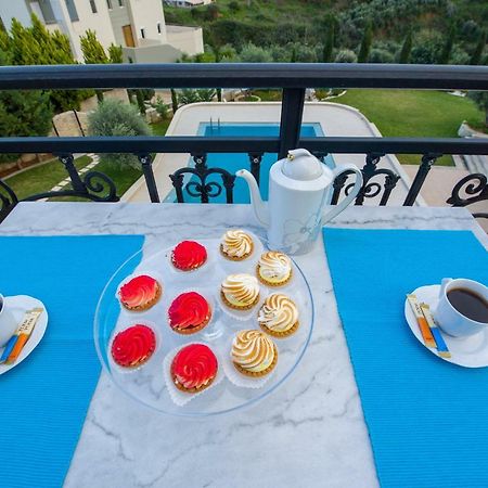 Casa Leone Suites スタロス エクステリア 写真